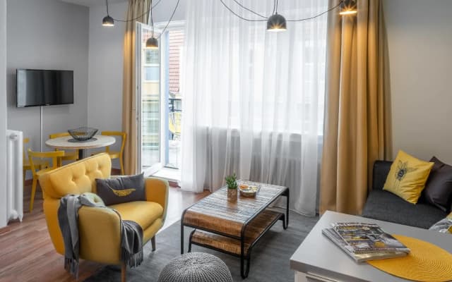 City Leaf Apartments - photo 4