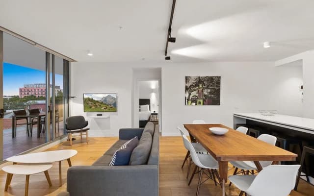 District Apartments Fitzroy - photo 3