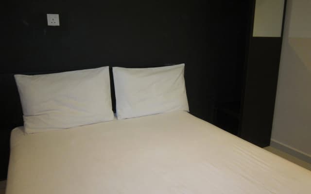3Top Hotel the Strand - photo 2