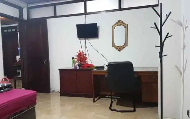 Mayestik Guest House Syariah - photo 2