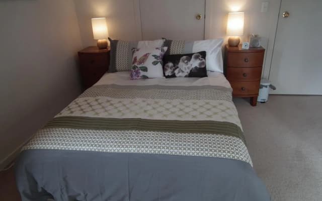 Frenchs Forest Bed and Breakfast - photo 3