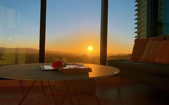 Skygarden Luxury Condo - photo 3