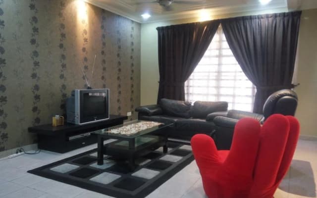 Homestay Iman - photo 2