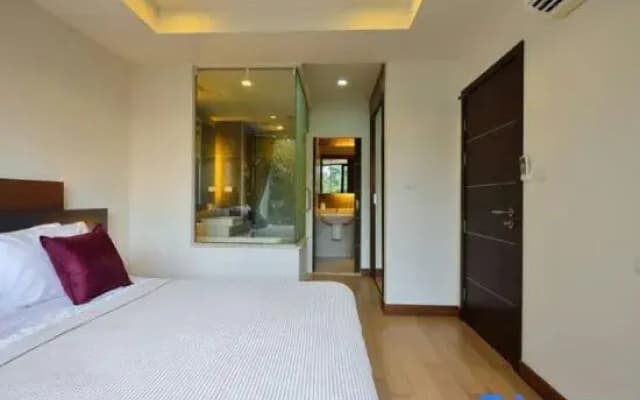 Specious Luxury 2 bedrooms Apt. - photo 2