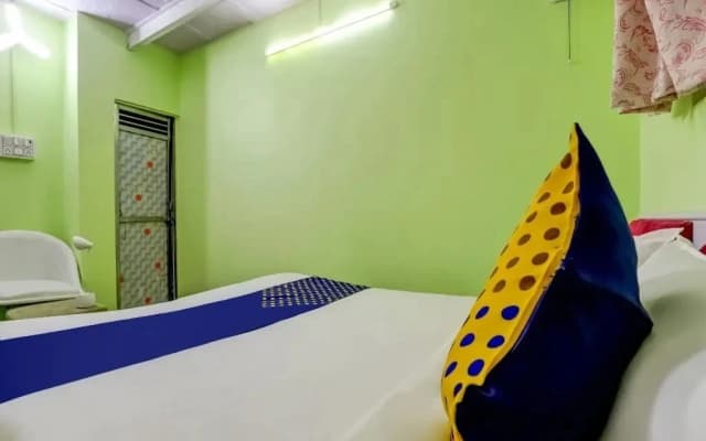 Love Bites by OYO Rooms - photo 2