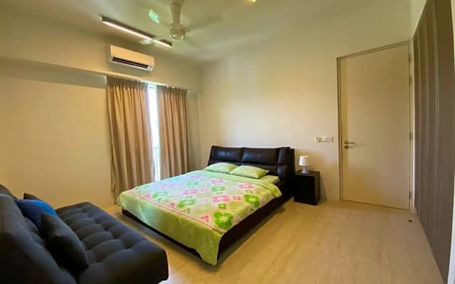 By The Sea @ Luxury Suites, Batu Ferringhi - photo 2
