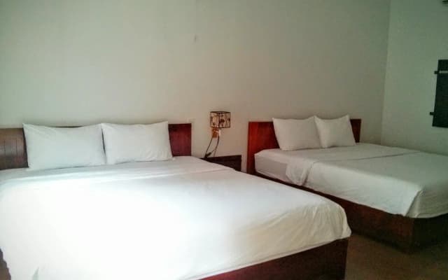 Sunshine Bungalow - photo 2
