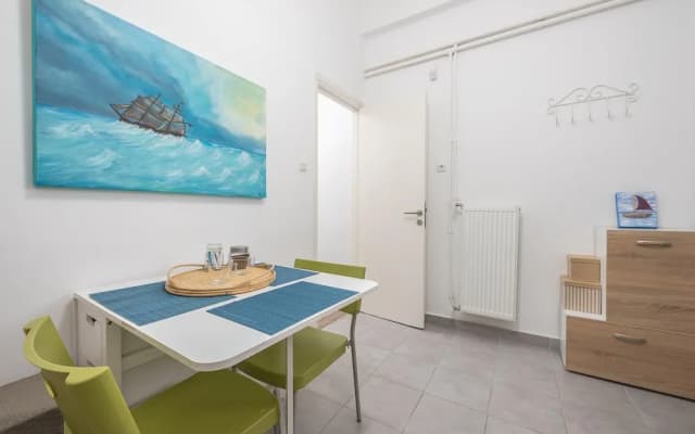 Cloudkeys Spacious Family Home in Thisio - photo 5