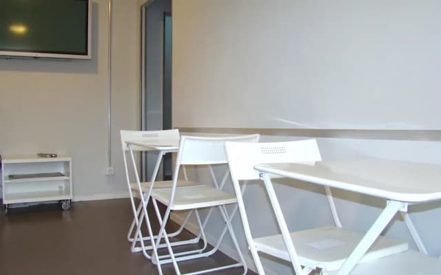 BNB Hostel - photo 2