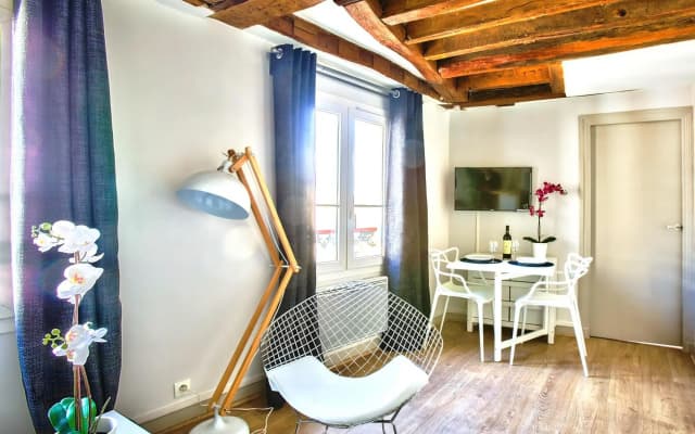 B 841 - Saint Germain des Près - Spacieux appartement - photo 3