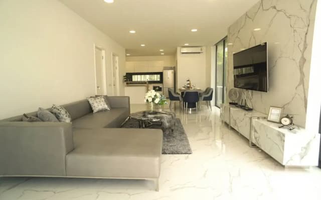 Private Pool Villa in Central Pattaya - Palmc8 - photo 2