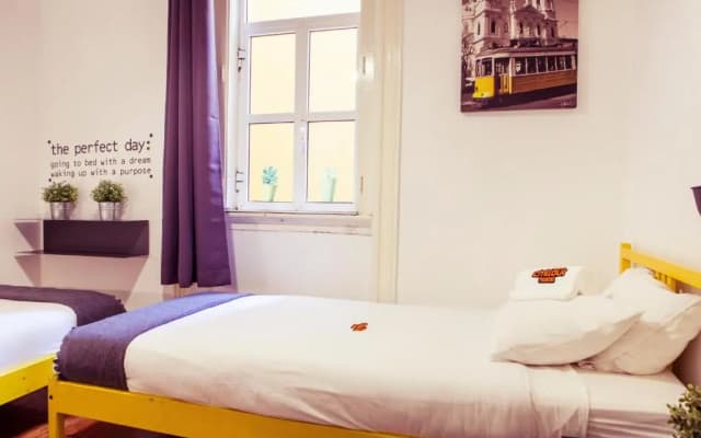 Lisbon Chillout Hostel - photo 2