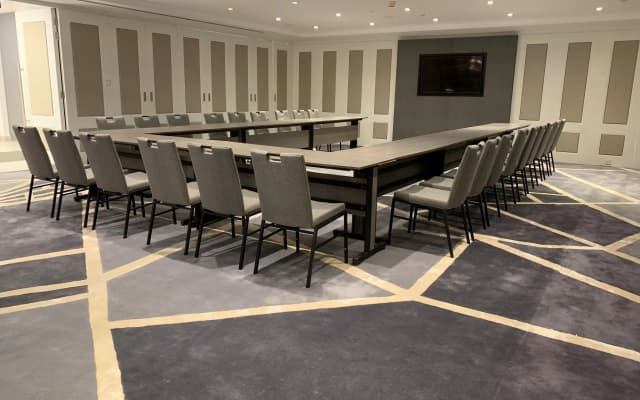 Paramount Hotel Dubai - photo 4