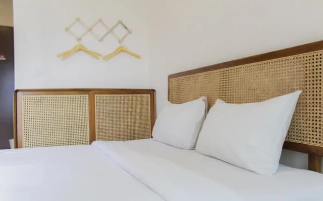 Wonderful Studio at The Newton Ciputra World 2 Apartment - photo 2