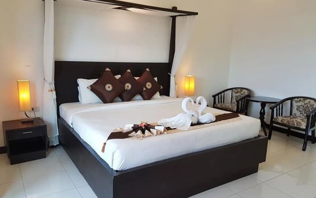 Phuket Monaburi Boutique Hotel - photo 2