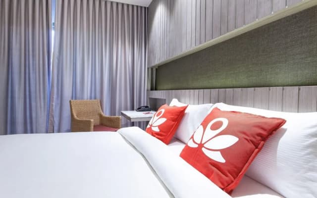 ZEN Premium Patak Karon Beach - photo 4