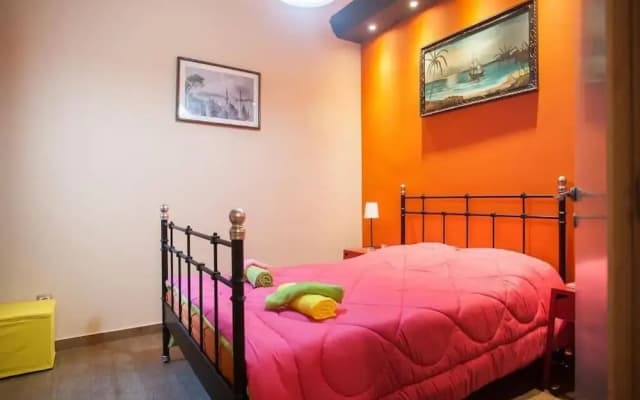 Lovely 4 Double Bed Flat - photo 5