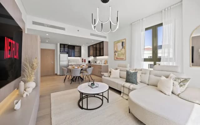 Portside Bliss La Mer 1 BR with Sea View - photo 2