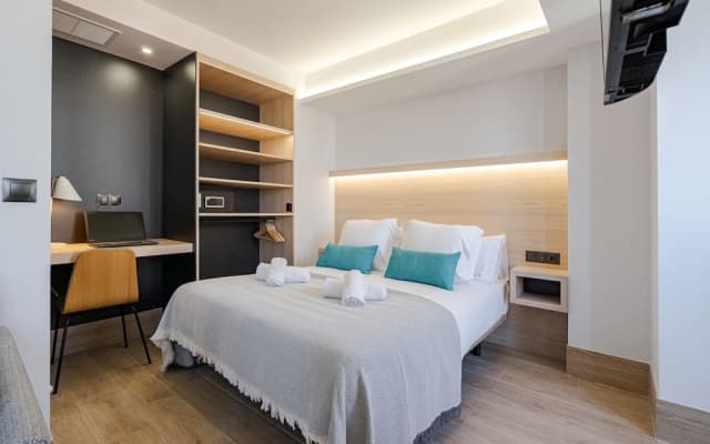 Feelathome Ventas Suites - photo 4