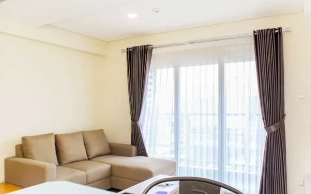 Elegant and Comfortable 2BR Apartment at Maqna Residence - photo 5