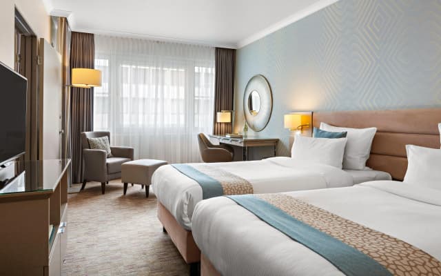 Crowne Plaza Berlin City Centre by IHG - photo 3