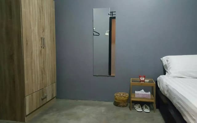 Din Space Bangkok - photo 4