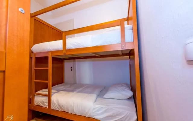 Swisslisbon Guest House - photo 2