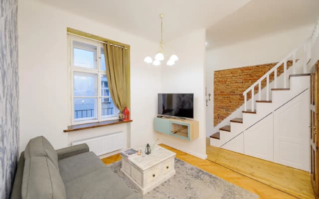 Pinkova Apartments - photo 2