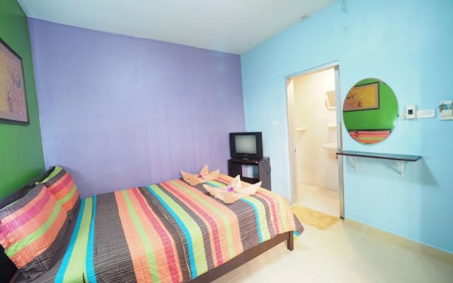 Popeye Guesthouse - photo 4