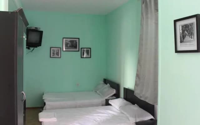 Feel at Home - photo 3