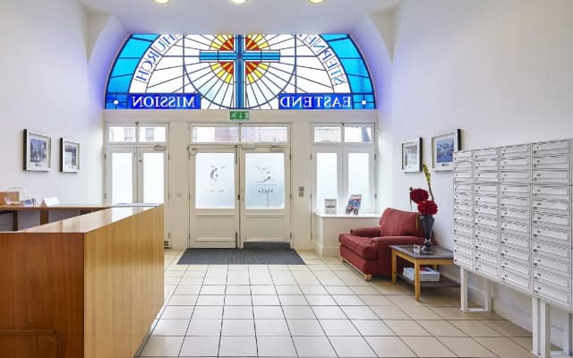 Marlin Apartments Commercial Road - Limehouse - photo 2