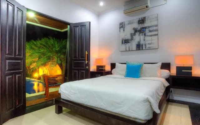 Kedis Bali Villa - photo 4