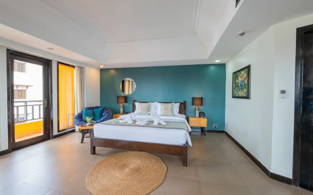 Treasure Oasis Hotel - photo 3