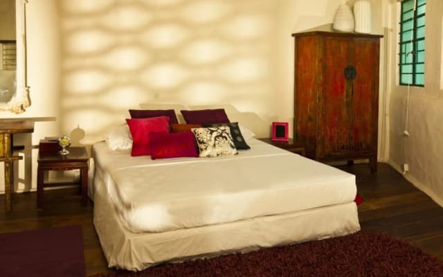Straits Collection - photo 3