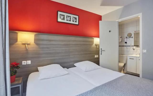 Huni Hotel - photo 3
