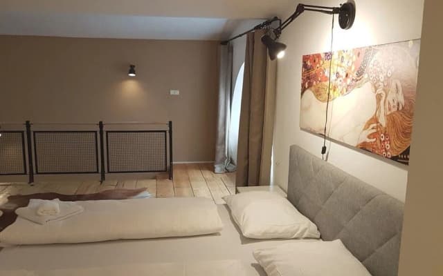 Großes Maisonette Aprt. Extrem Zentral - photo 2