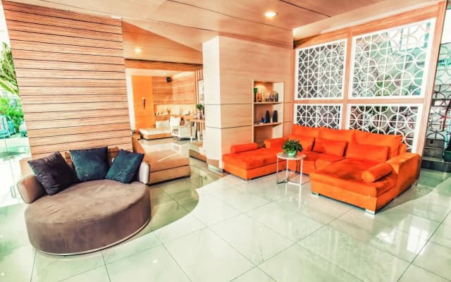The CM Hotel Bangkok - photo 2
