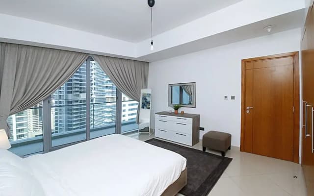 R&H Trident Grand Residences - photo 3