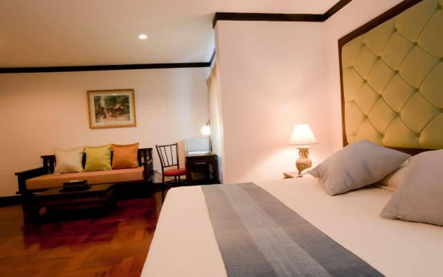 Cucumber Inn Suites - photo 3