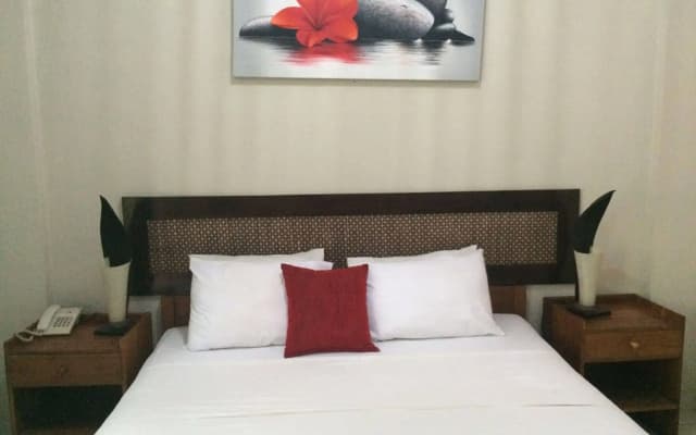 Secret Garden Inn - photo 4