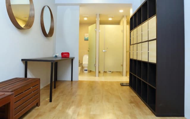 ZEN Hostel Ratchatewi - photo 3
