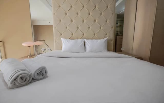 Spacious 1BR Two-Level Apartment at CityLofts Sudirman - photo 5