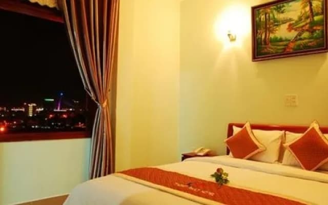 Tuong Phat Hotel - photo 3
