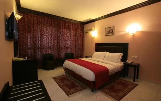 Imperial Holiday & Spa - photo 2