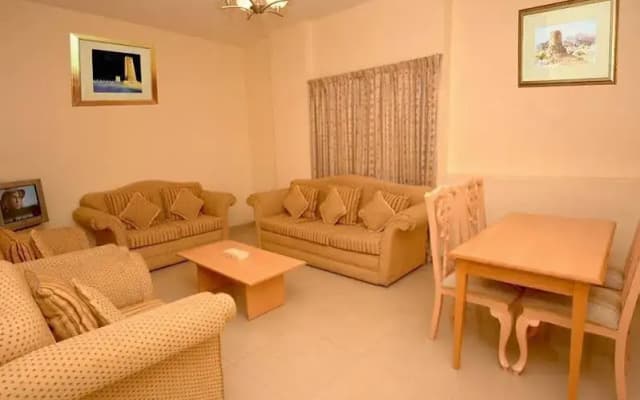 Emirates Springs Hotel Apartments - photo 3