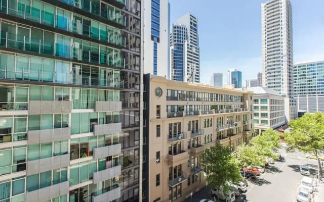 South Yarra 1 Bdr Apt - photo 2