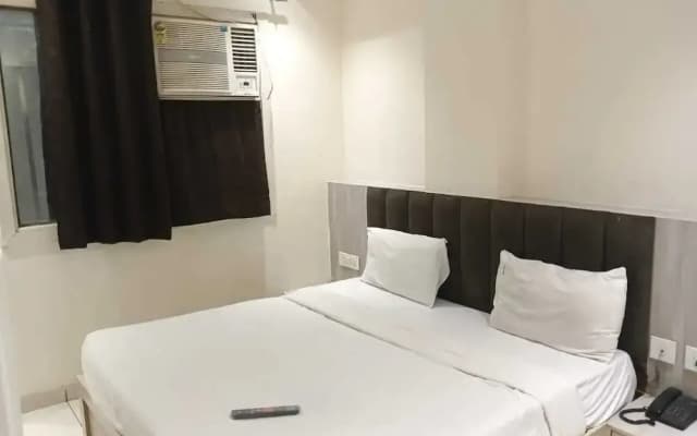 Hotel Red Chilly Adarsh Nagar - photo 3