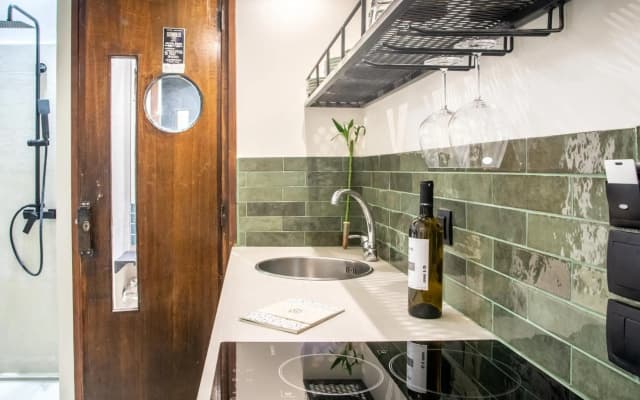 Mosaics studio apt in the Central Market of Athens - photo 3