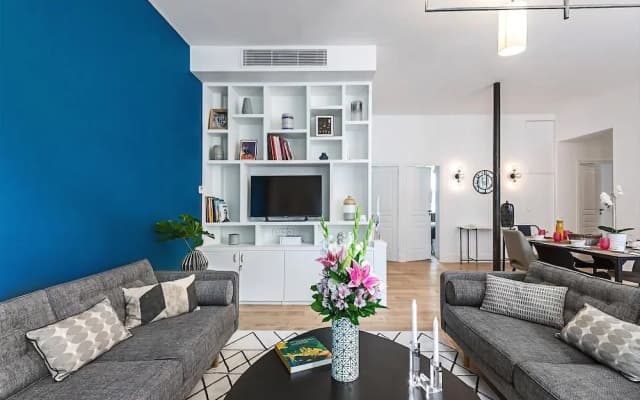 Saint Germain Bon March Chic Three Bedroom - photo 3