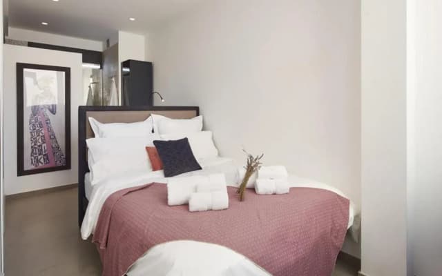 Sunlight Properties - Sky blue - 3 bedroom flat with sea view on the Promenade des Anglais - photo 4